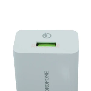 Сетевая зарядка Borofone BA21A (18W QС3.0) белая