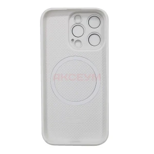 Чехол накладка для iPhone 15 Pro MagSafe SM021 (белый)