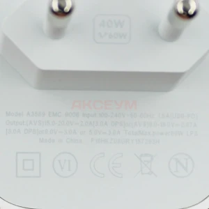 Сетевое зарядное устройство Type-C для iPhone 17/17 Pro/17 Pro Max/Air (40-60W, PD, AVS) белое