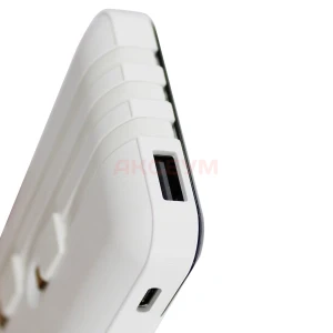 Внешний аккумулятор LQ ZT-20 10000mAh (12W/2.4A/USB/Type-C/Micro/Lightning) (белый)