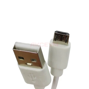 Внешний аккумулятор LQ ZT-20 10000mAh (12W/2.4A/USB/Type-C/Micro/Lightning) (белый)